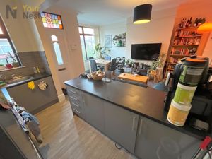 Photo 8- click for photo gallery